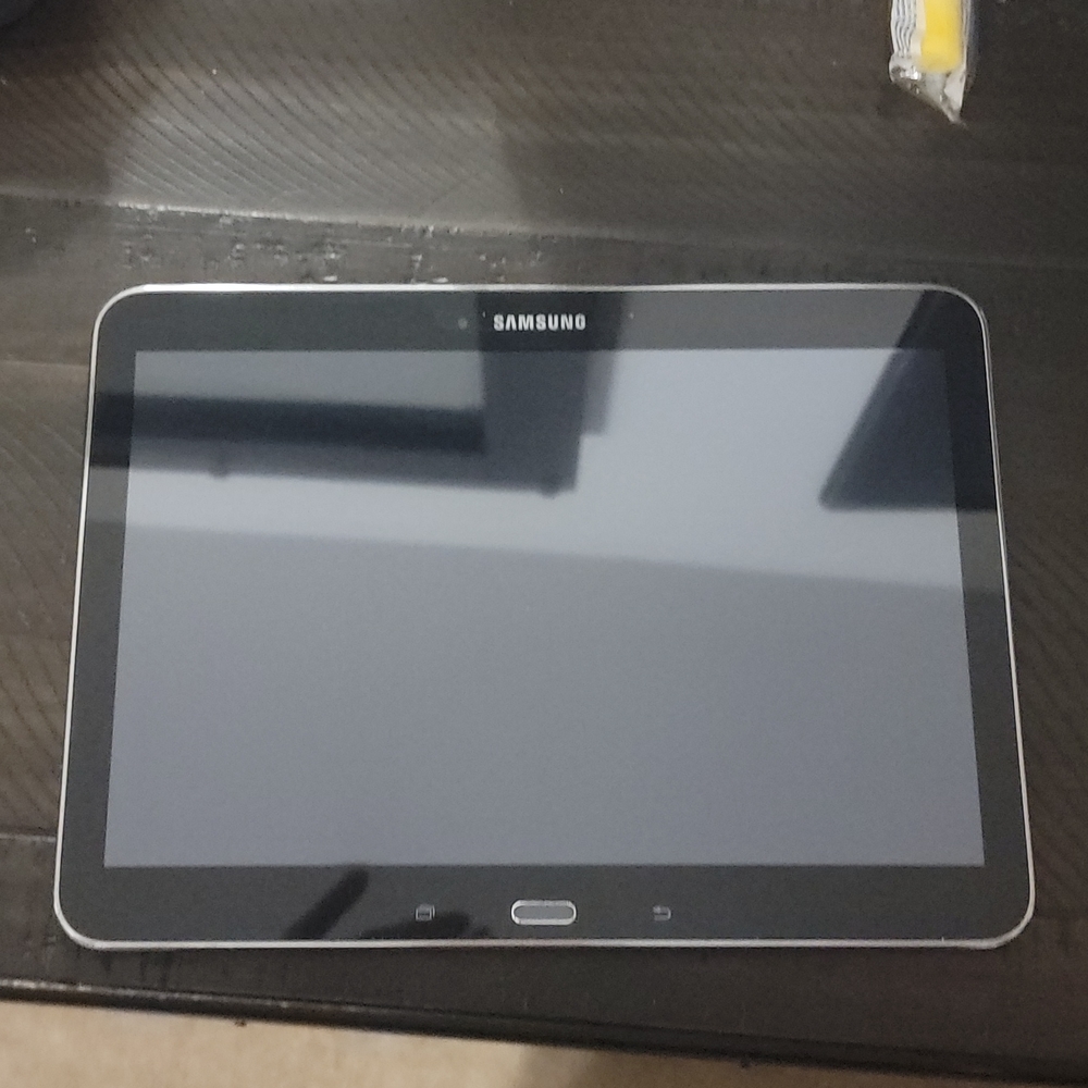 SAMSUNG TAB4 10"